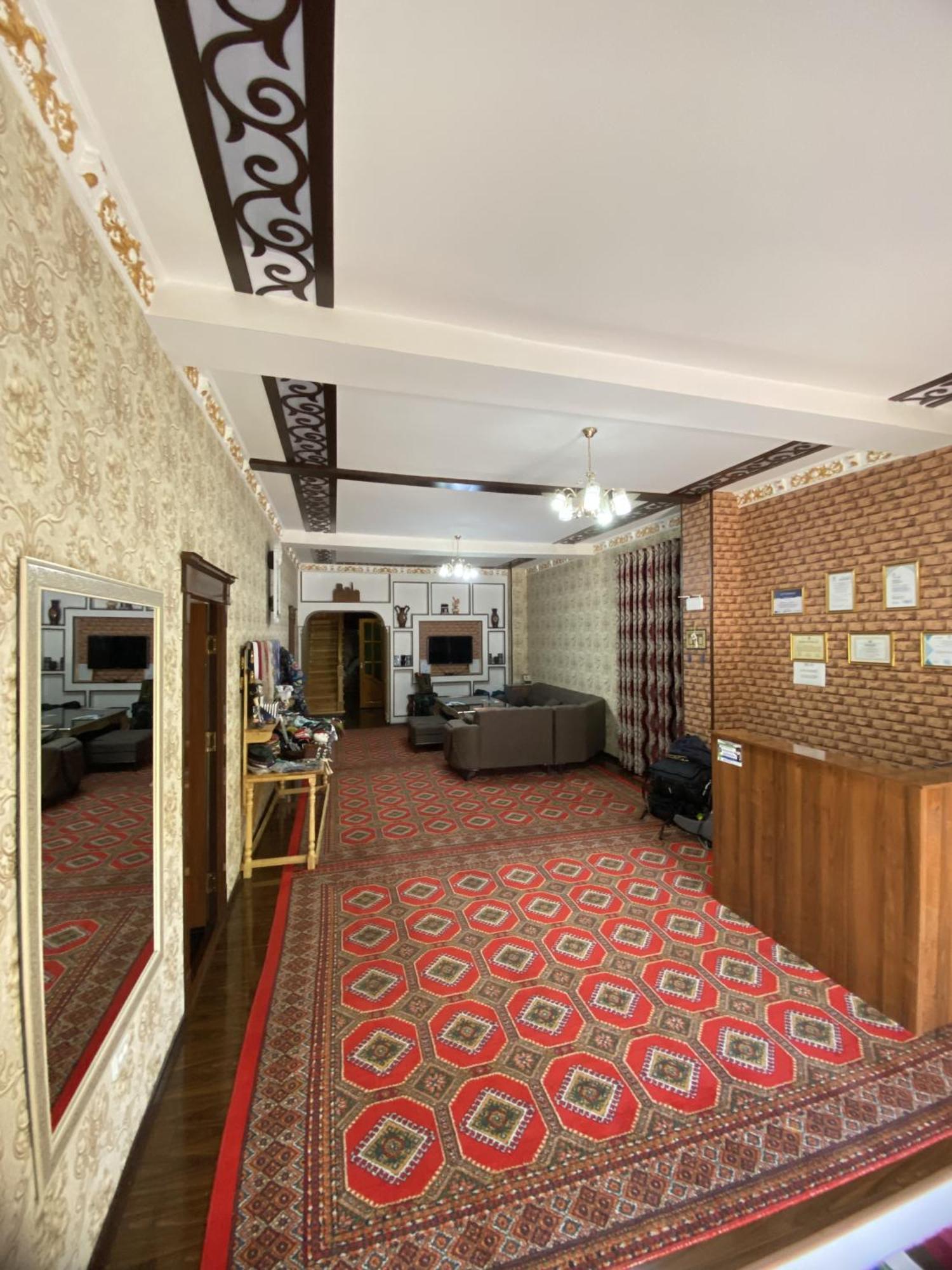 Bed and Breakfast Khiva Bibimariyam Экстерьер фото